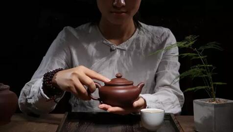 茶香弥漫：下午茶四大养生效果，让你焕发活力